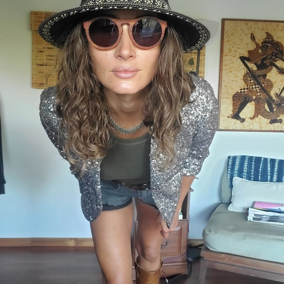 Meet your Posher, Genessee - Picture 3 of 3